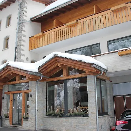 Hotel Bergfreund 2*